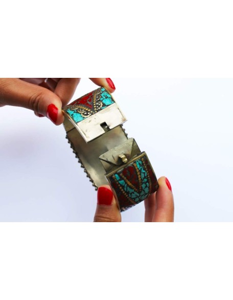 Chunky Stabilized Turquoise Mosaic Boho Bracelet For Women | Jewelry From Nepal Chunky Stabilized Turquoise Mosaic Boho Bracelet For Women | Jewelry From Nepal