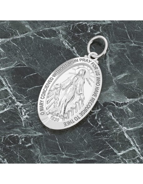 Ladies 26mm Polished 925 Sterling Silver Large Virgin Mary Pendant Necklace, 18in to 24in Ladies 26mm Polished 925 Sterling Silver Large Virgin Mary Pendant Necklace, 18in to 24in