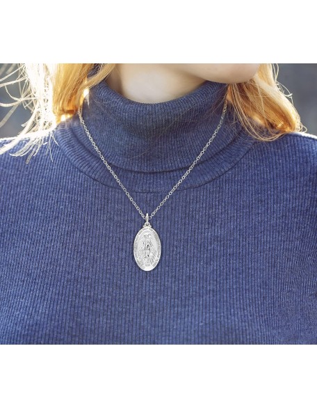 Ladies 26mm Polished 925 Sterling Silver Large Virgin Mary Pendant Necklace, 18in to 24in Ladies 26mm Polished 925 Sterling Silver Large Virgin Mary Pendant Necklace, 18in to 24in