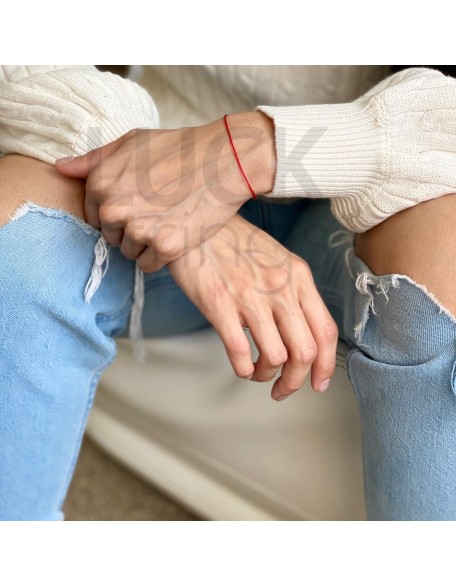 Extra thin Red string bracelet with 14K solid yellow gold Clasp - red cord jewelry for Men Women Unisex - Kabbalah protection Good Luck Amulet Red Thread Gift Extra thin Red string bracelet with 14K solid yellow gold Clasp - red cord jewelry for Men Women Unisex - Kabbalah protection Good Luck Amulet Red Thread Gift