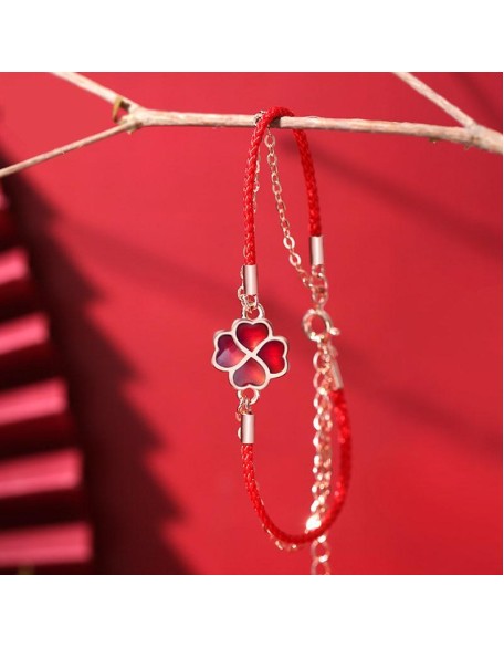 Four Leaf Clover Bracelet - Friendship Good Luck Charm Four Leaf Clover Bracelet - Friendship Good Luck Charm